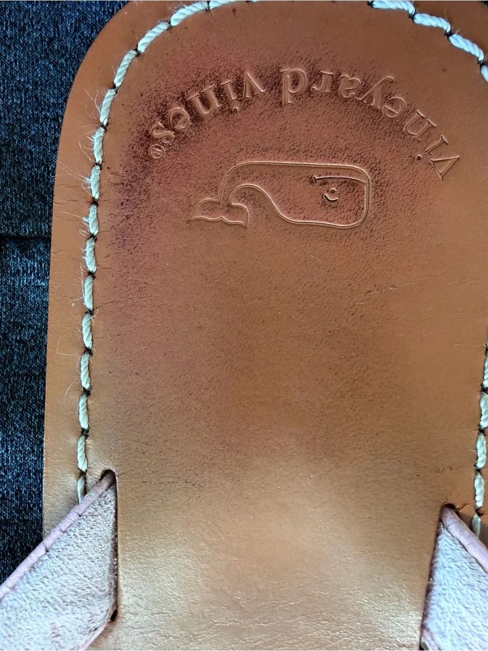 Vineyard Vines Pink Patterned Strap Leather Flip Flops with Tan Footbed size 7
